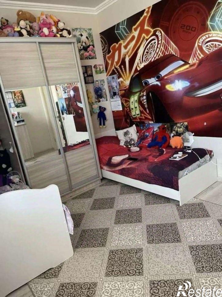 2-комн квартира ул им. 70-летия Октября, 1/6,  д. 1/6