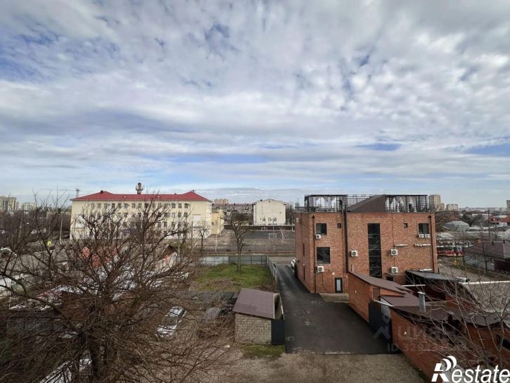 3-комн квартира Базовская улица, 69,  д. 69