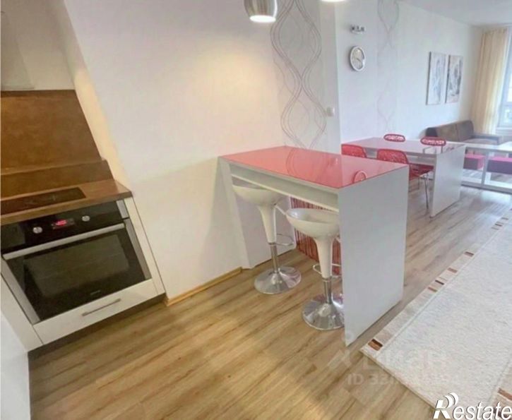 2-комн квартира Зиповская улица, 20,  д. 20