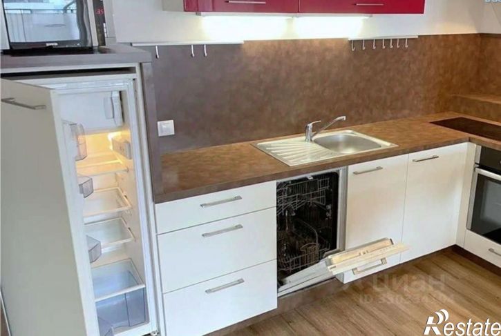 2-комн квартира Зиповская улица, 20,  д. 20