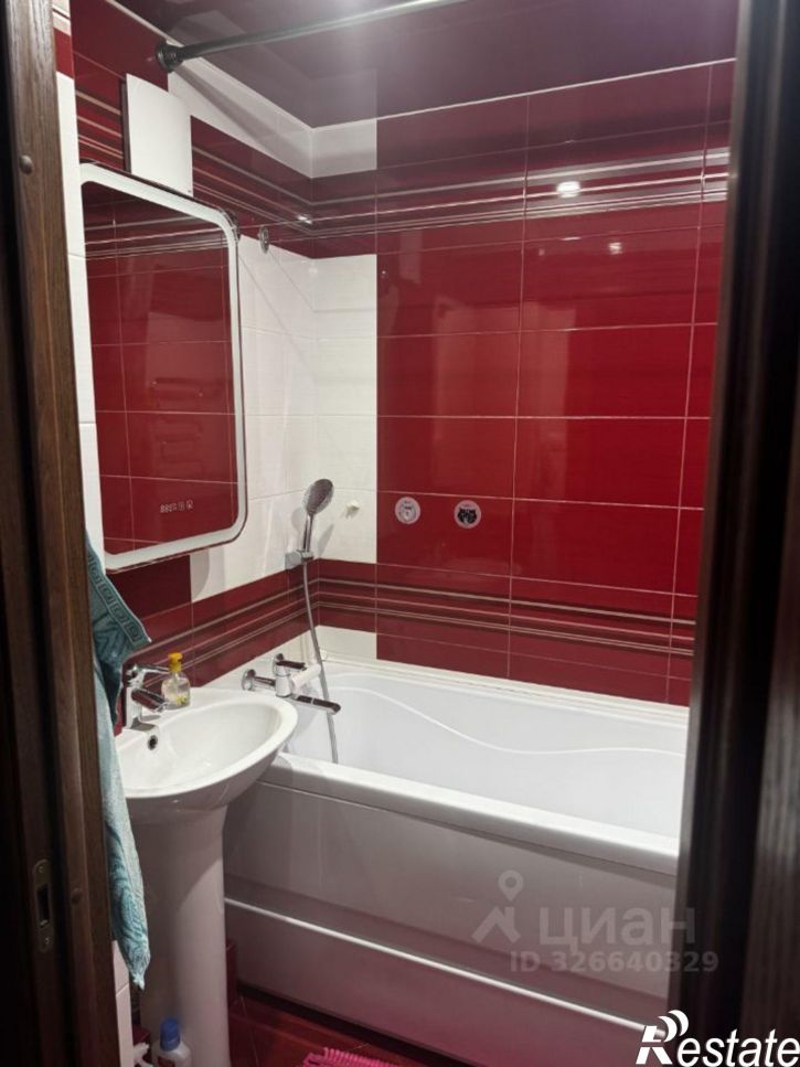 2-комн квартира Гаражная улица, 77/1,  д. 77/1
