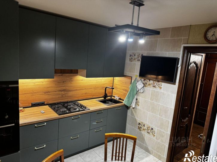 2-комн квартира Гаражная улица, 77/1,  д. 77/1
