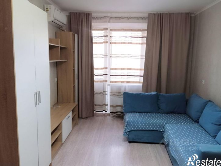 1-комн квартира ул им. Генерала Трошева Г.Н., 8,  д. 8