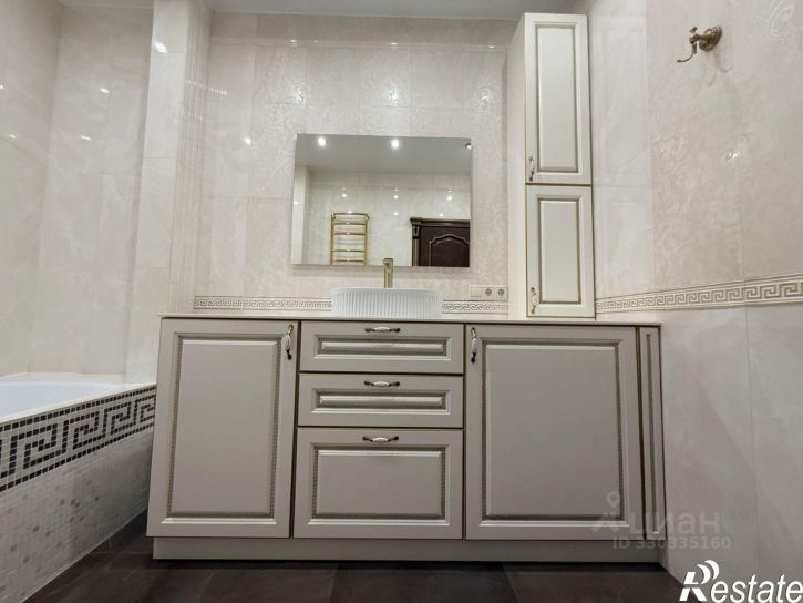 2-комн квартира ул Автолюбителей, 52/4,  д. 52/4