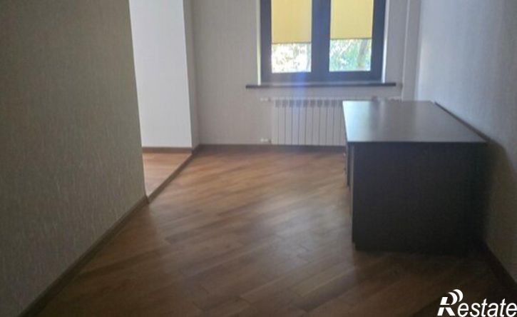 5-комн квартира ул им. Селезнева, 212,  д. 212