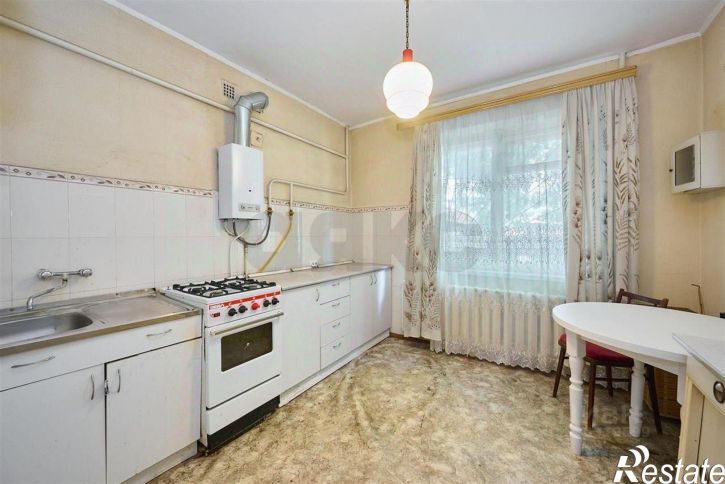 3-комн квартира Базовская улица, 102,  д. 102