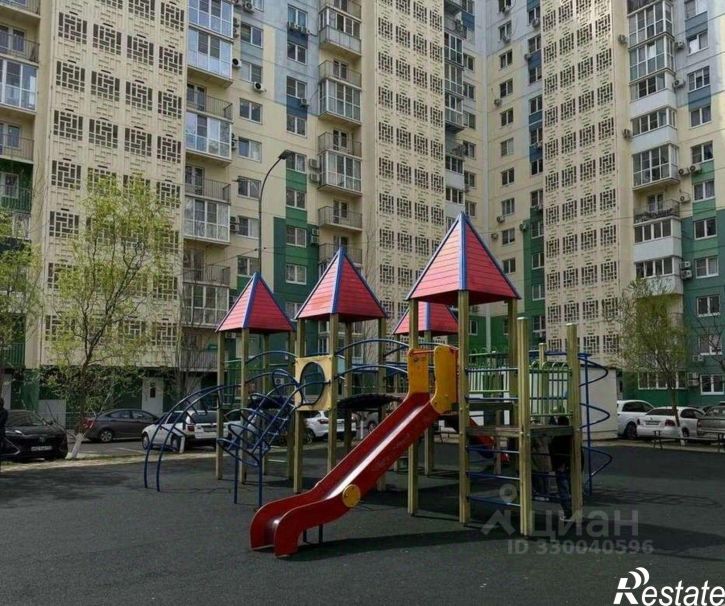 2-комн квартира улица Карякина, 5 к1,  д. 5 к1