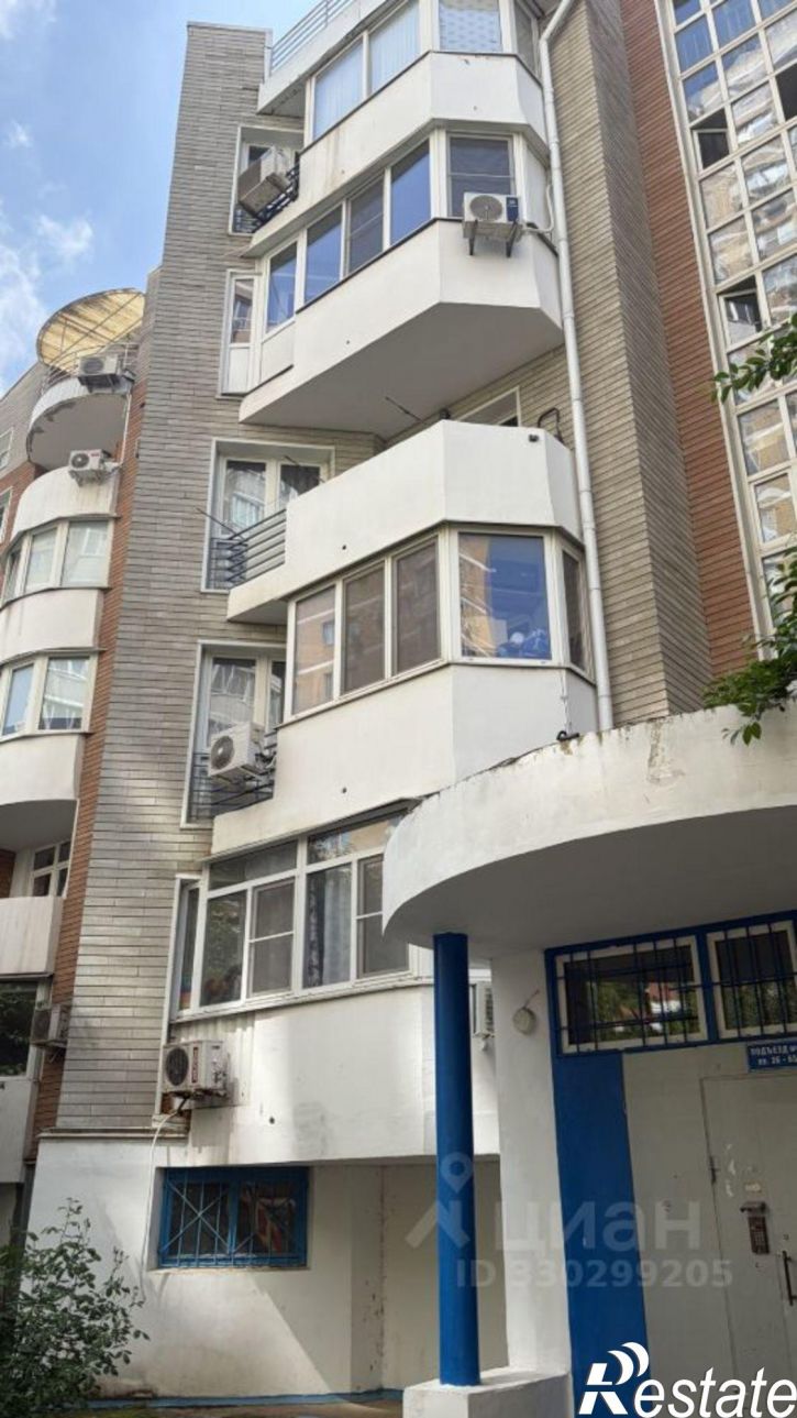 1-комн квартира пр-кт Чекистов, 6,  д. 6