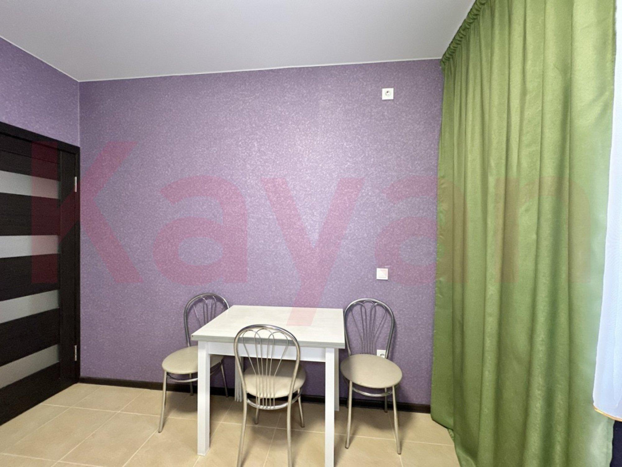 Купить квартиру за 7 050 000 рублей на Автолюбителей ул.