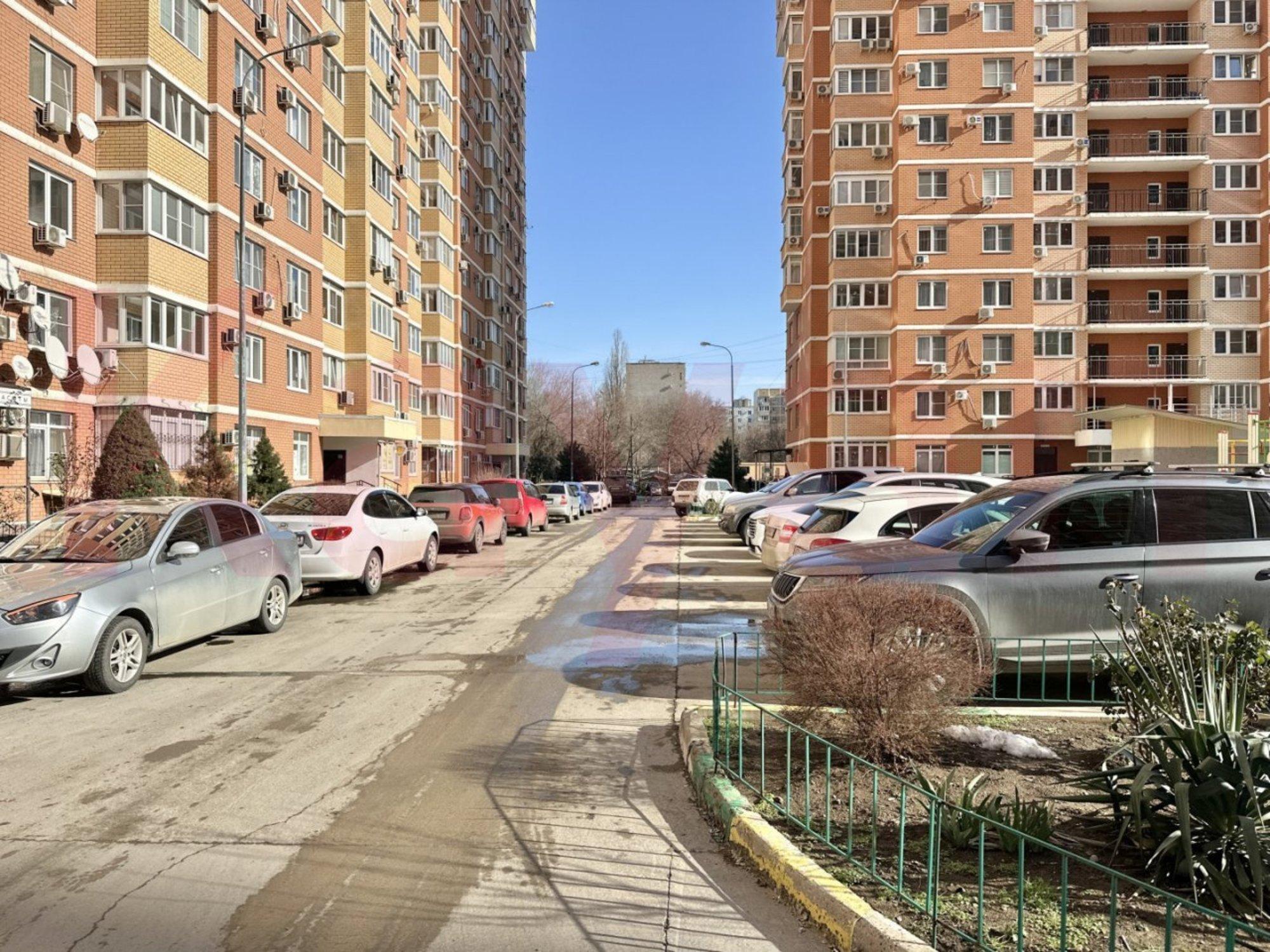 Купить квартиру за 7 050 000 рублей на Автолюбителей ул.