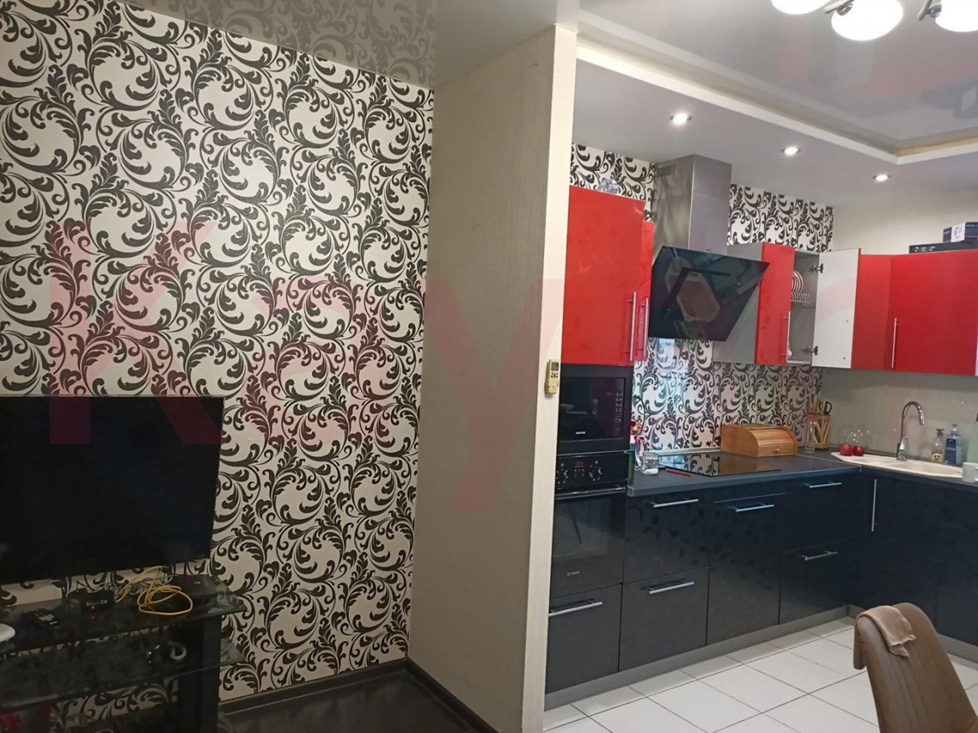 Купить квартиру за 12 500 000 рублей на им. Селезнева ул.