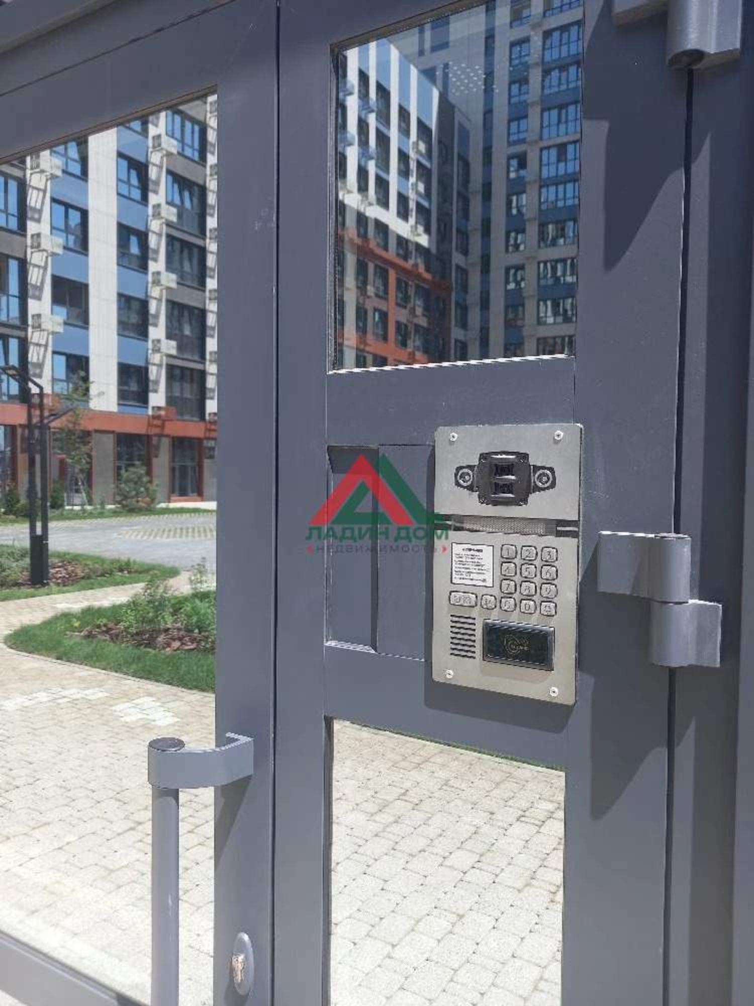 Купить квартиру за 5 900 000 рублей на Наставников ул., д.14