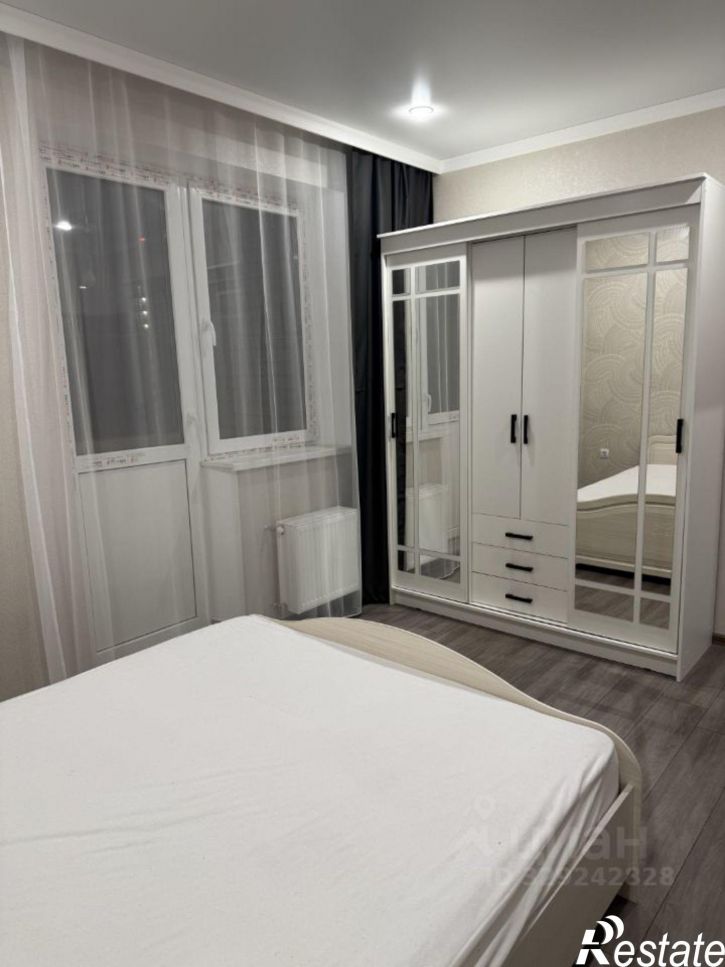 2-комн квартира ул им. лётчика Позднякова, 2 7,  д. 2 7,  к. 7