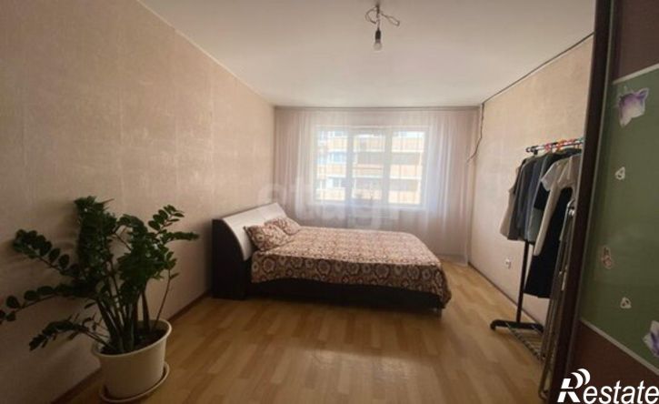 3-комн квартира ул Героев-Разведчиков, 42,  д. 42