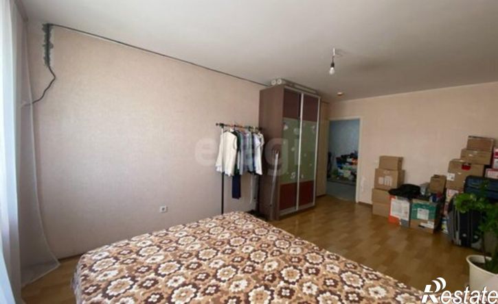 3-комн квартира ул Героев-Разведчиков, 42,  д. 42