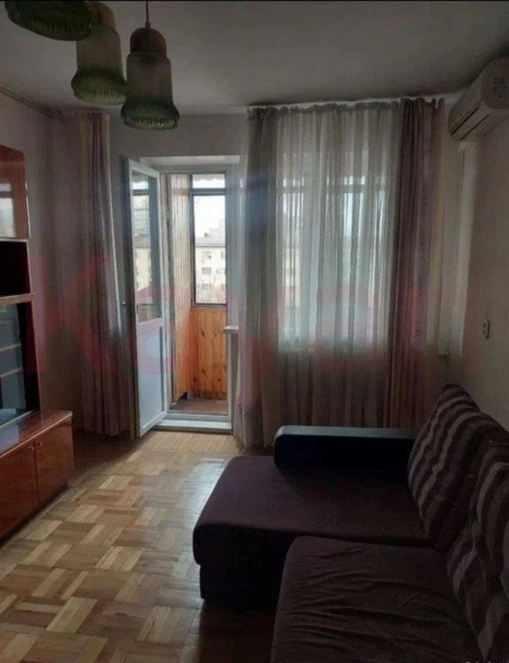 2-комн квартира Красных Партизан ул.