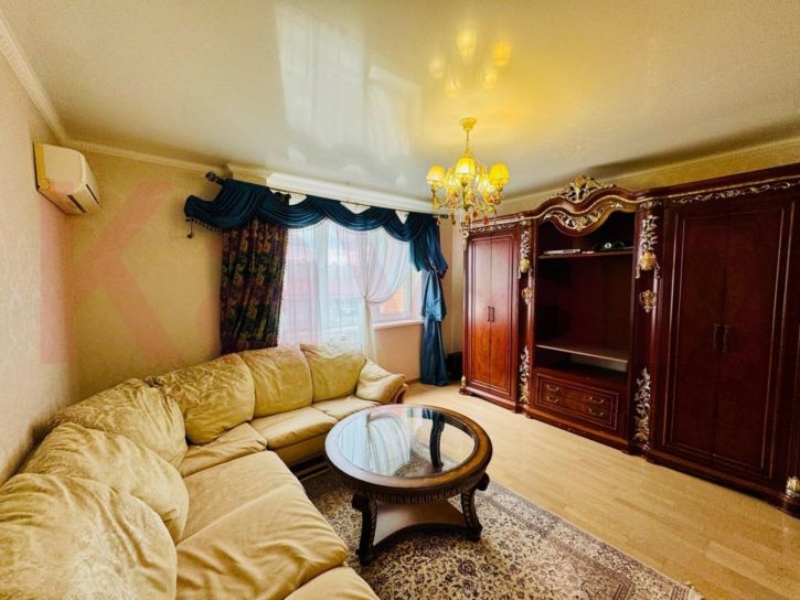 3-комн квартира Трудовой Славы ул.