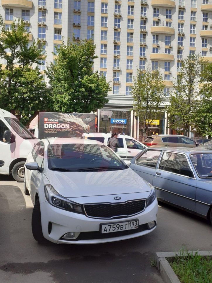 Торговое помещение Коммунаров ул.