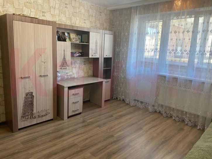 3-комн квартира Российская ул.