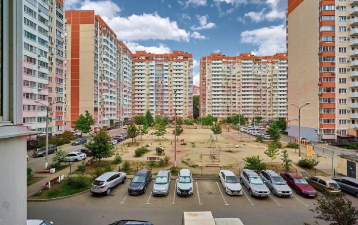 1-комн квартира им. 40-летия Победы ул.