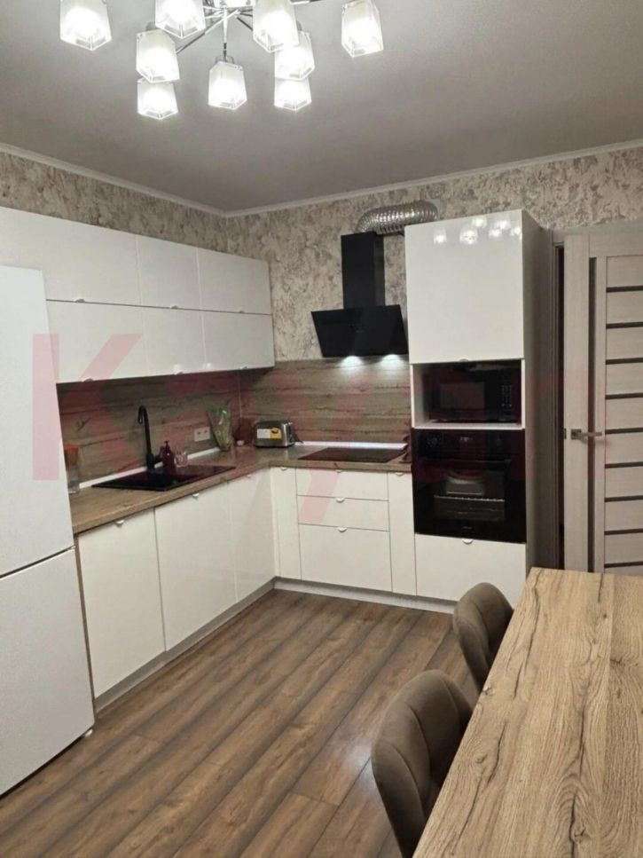 3-комн квартира им. Котлярова Н.С. ул.