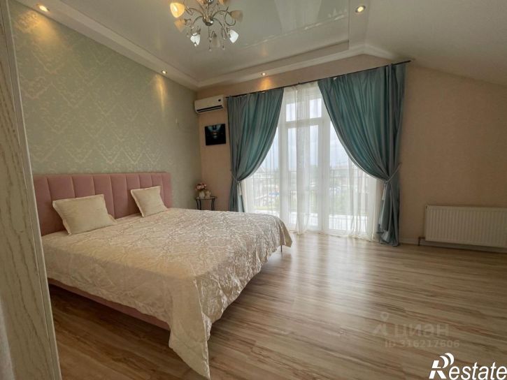 2-комн квартира проспект Гёте, 4,  д. 4