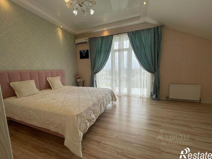 2-комн квартира проспект Гёте, 4,  д. 4