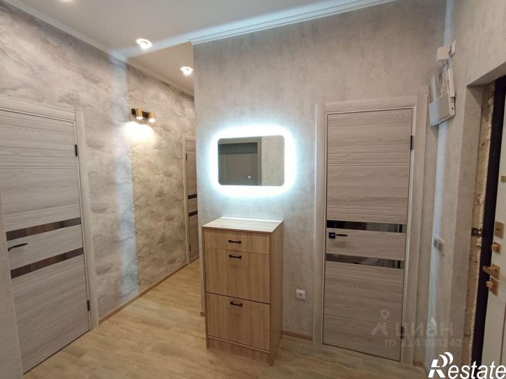 3-комн квартира ул им. Вишняковой, 1/23,  д. 1/23