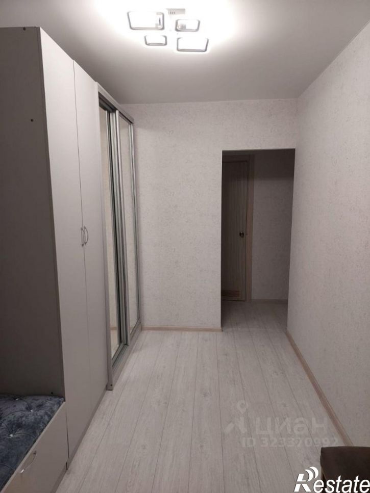 2-комн квартира ул им. генерал-лейтенанта Александра Сапрунова, 37 1,  д. 37 1,  к. 1