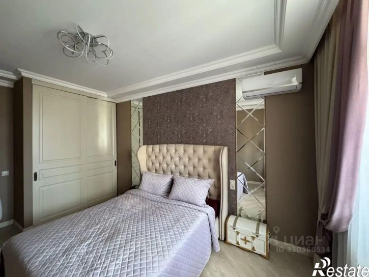 3-комн квартира ул им. Героя Яцкова И.В., 15 2,  д. 15 2,  к. 2