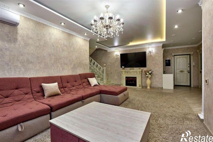 5-комн квартира улица Яна Полуяна, 22/1,  д. 22/1