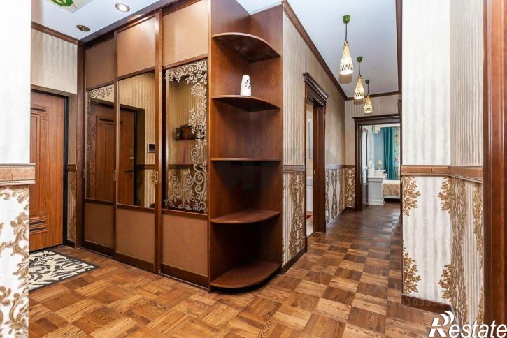 4-комн квартира Кожевенная улица, 89/1,  д. 89/1