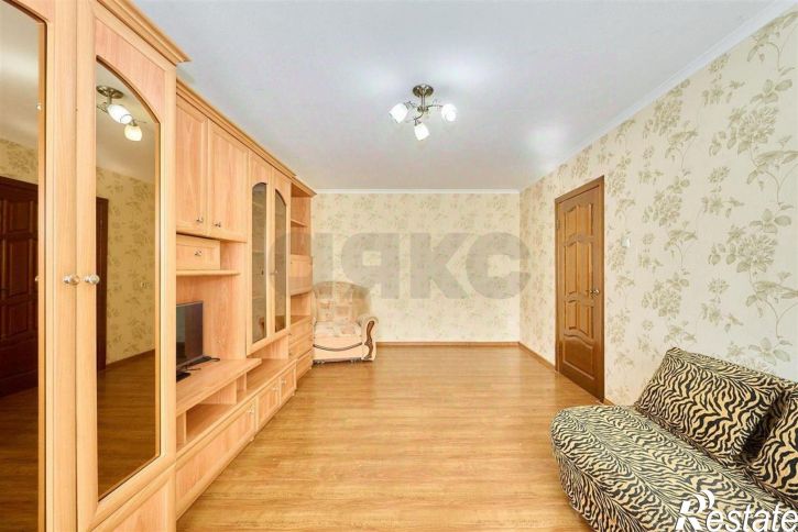 2-комн квартира проспект Чекистов, 34,  д. 34