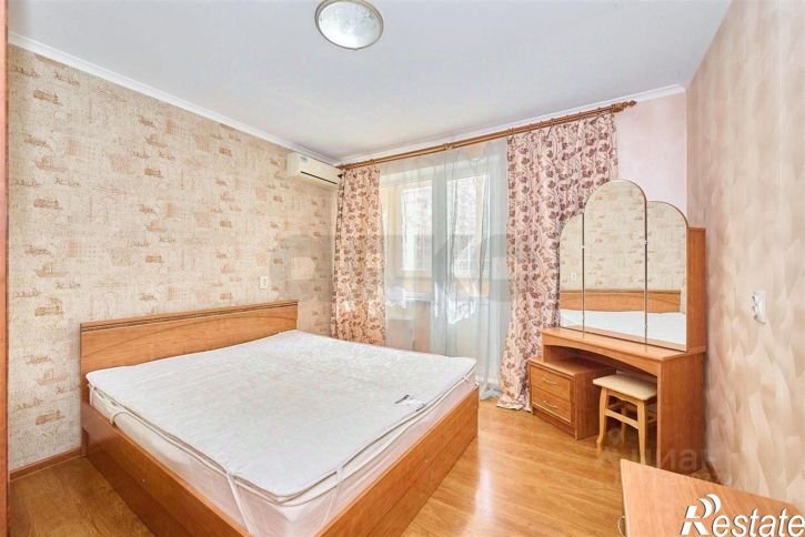2-комн квартира проспект Чекистов, 34,  д. 34