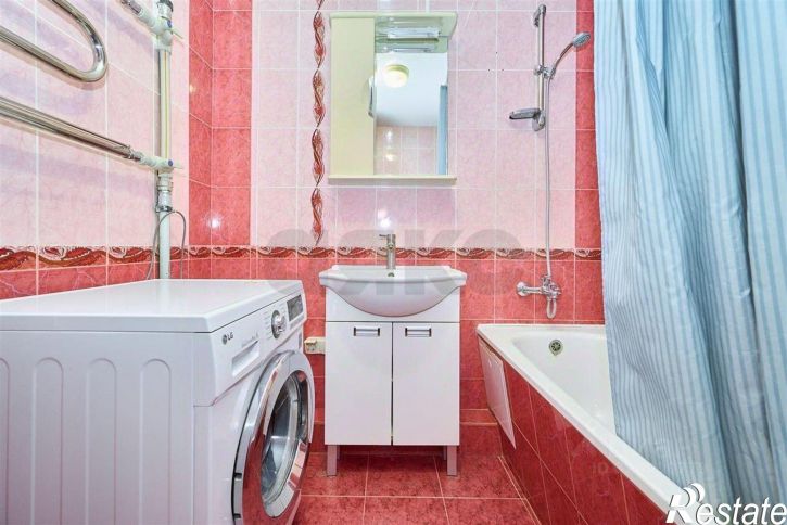2-комн квартира проспект Чекистов, 34,  д. 34