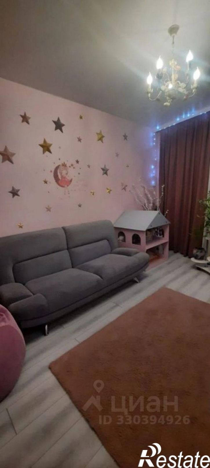 3-комн квартира Черниговская улица, 1,  д. 1