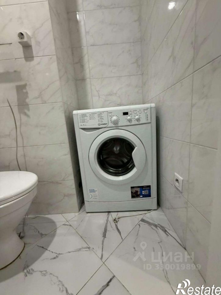 2-комн квартира ул им. Героя Георгия Бочарникова, 4 1,  д. 4 1,  к. 1