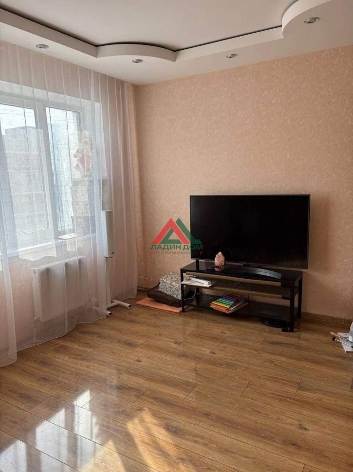 2-комн квартира Российская улица, д.267/3к1