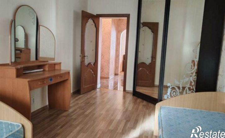 1-комн квартира ул им. Сергея Есенина, 112,  д. 112