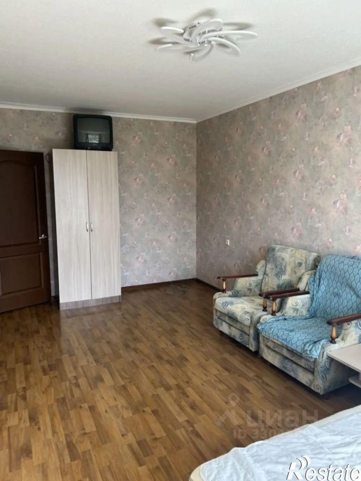 2-комн квартира Ставропольская улица, 107/8,  д. 107/8