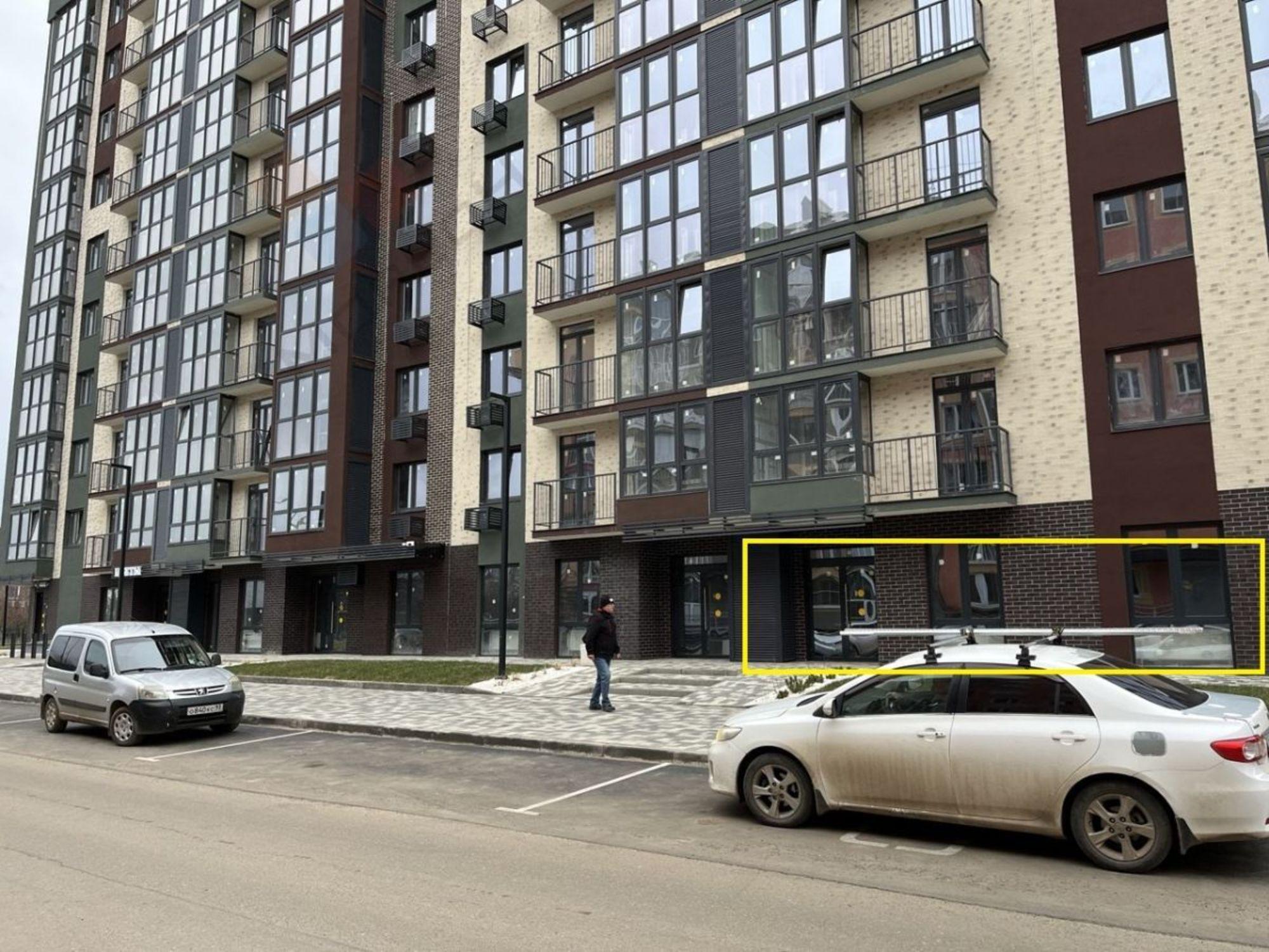 Купить торговое помещение за 16 280 000 рублей на Венецианская ул, 20