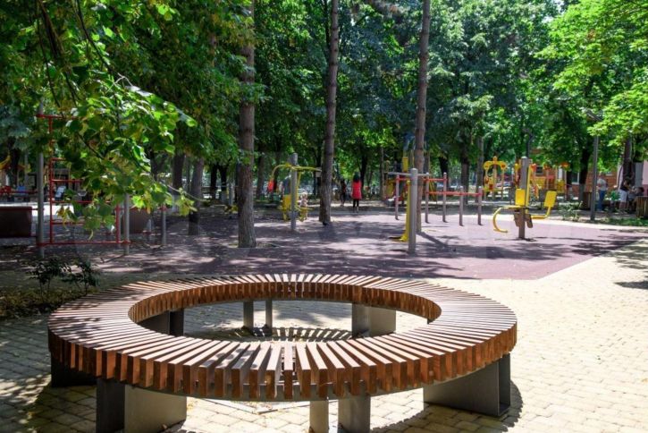 Комната Атарбекова ул, 52