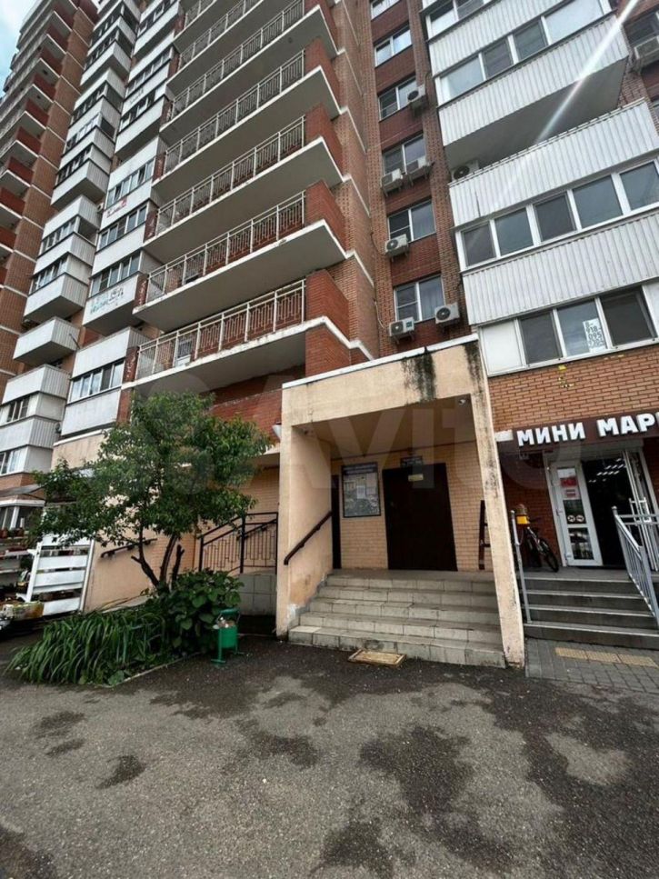 2-комн квартира Кореновская ул, 61