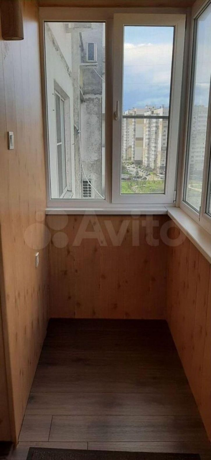 3-комн квартира 9-я Тихая ул, 15