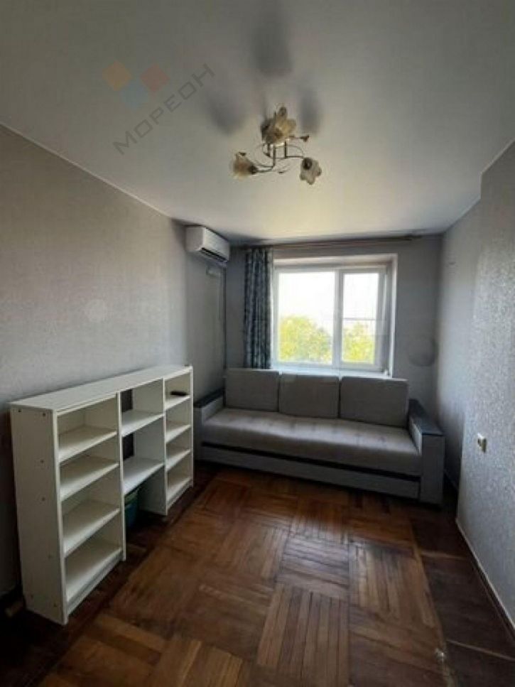 Комната Красных Партизан ул, 73