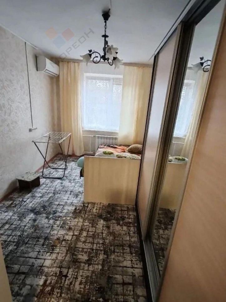 Комната Благоева ул, 24