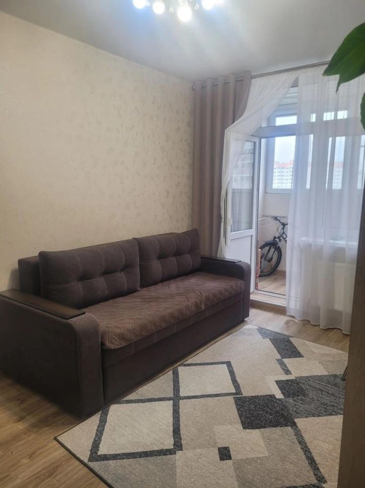 3-комн квартира улица им. Героя Яцкова И.В., 9к1