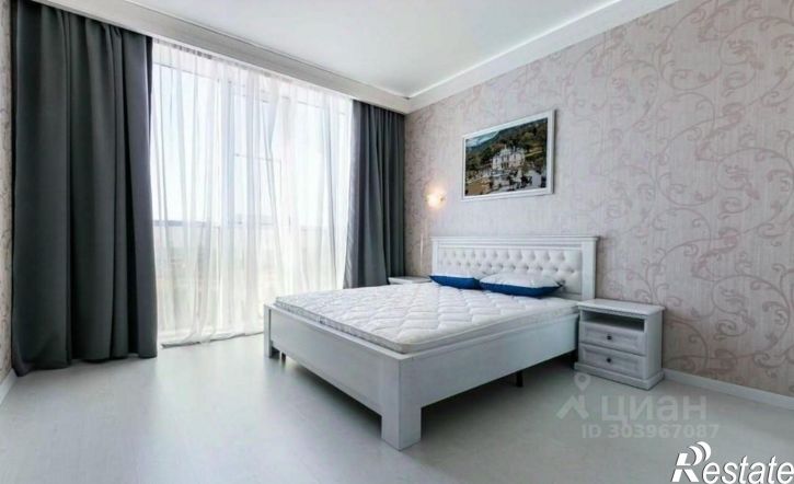 3-комн квартира улица Кубанская Набережная, 37,  д. 37