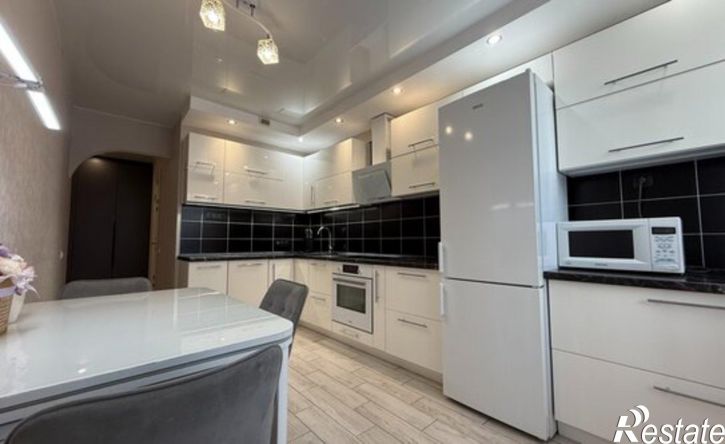2-комн квартира Московская улица, 131 к2,  д. 131 к2