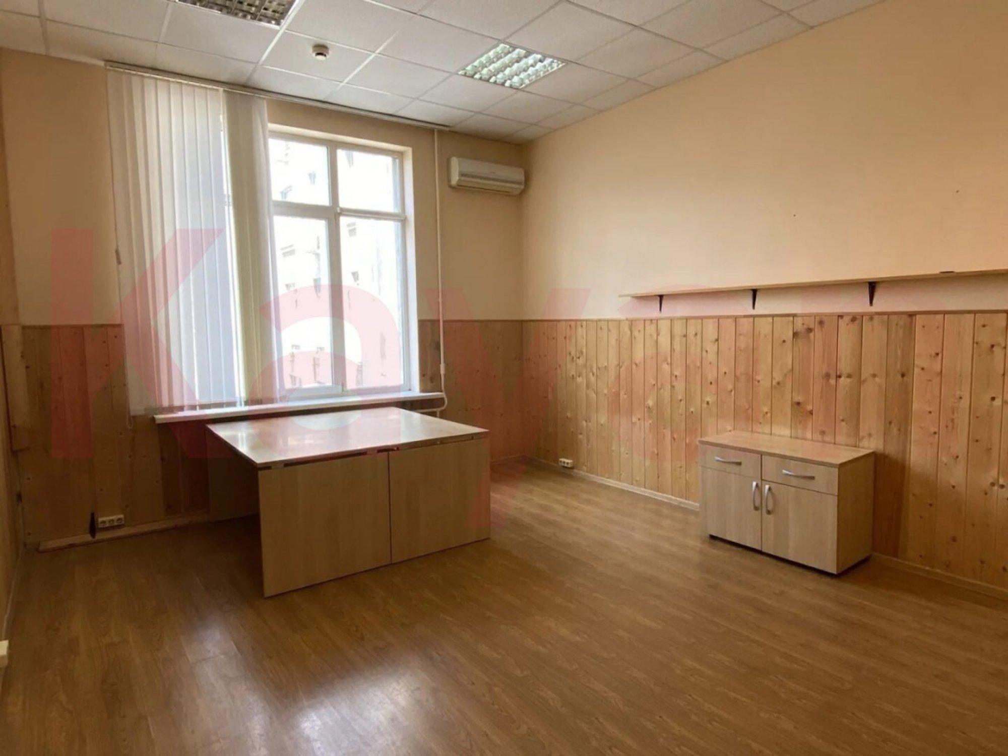 Сдать офис, помещение под офис за 52 080 рублей на Красная ул.